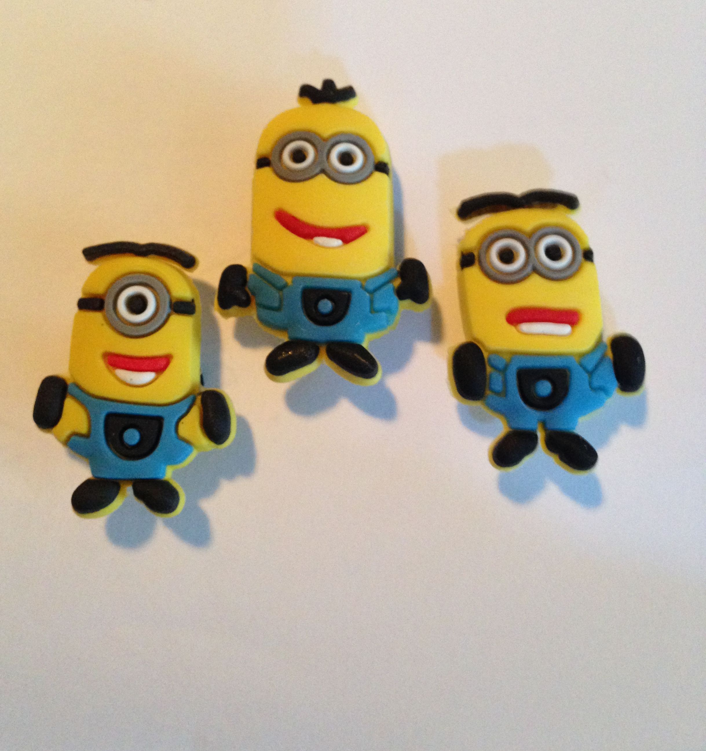 3minions.jpg